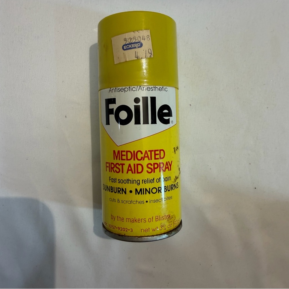 Vintage Foille Medicated First Aid Spray Bottle Can